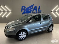 VW - VolksWagen Fox 1.0 Mi Total Flex 8V 5p VW - VolksWagen Fox 1.0 Mi Total Flex 8V 5p