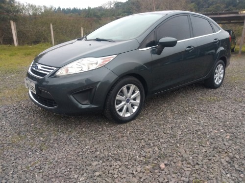 Ford Fiesta SE 1.0 8V Flex 5p