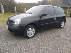 Renault Clio Authentique Hi-Flex 1.6 16V 3p Renault Clio Authentique Hi-Flex 1.6 16V 3p 2004/2004