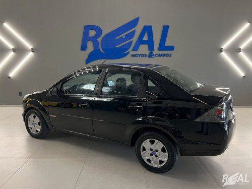 Ford Fiesta Sed. 1.6 8V Flex 4p