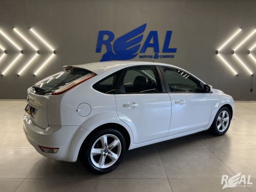 Ford Focus 1.6 S/SE/SE Plus Flex 8V/16V  5p