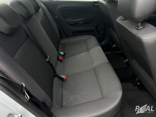 VW - VolksWagen VOYAGE 1.0 Flex 12V 4p