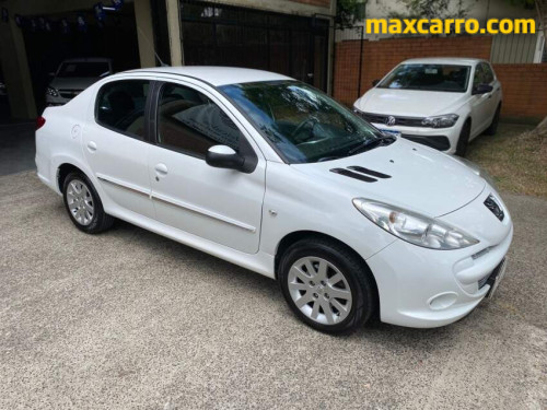 Peugeot 207 Sedan Passion XS 1.6 Flex 16V 4p Aut