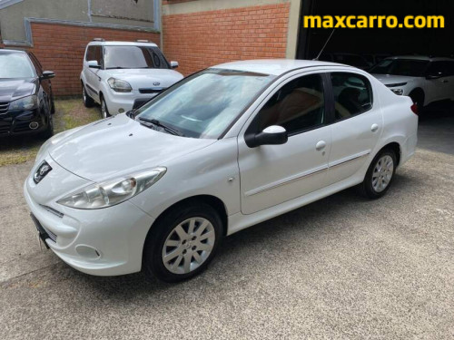 Peugeot 207 Sedan Passion XS 1.6 Flex 16V 4p Aut