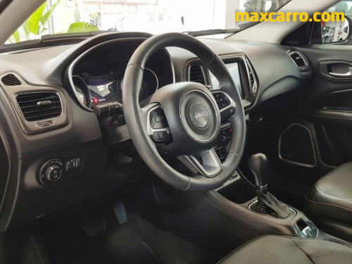 Jeep COMPASS LONGITUDE 2.0 4x2 Flex 16V Aut.