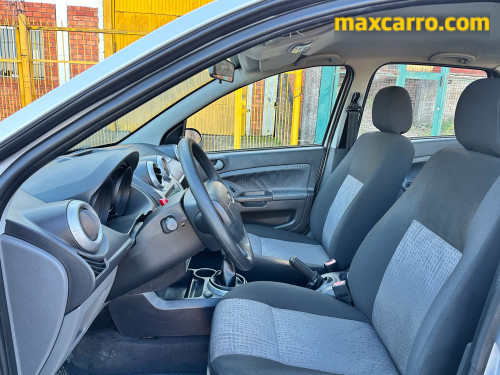 Ford Fiesta 1.6 Se Sedan 8v Flex 4p Manual