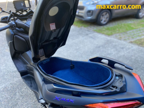 YAMAHA XMAX 250 ABS