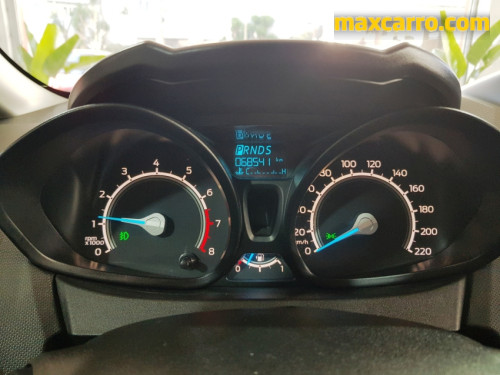 Ford Fiesta SEL 1.6 16V Flex  Aut. 5p