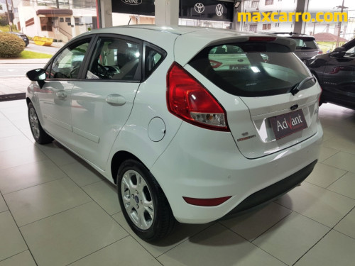 Ford Fiesta 1.6 16V Flex Aut. 5p