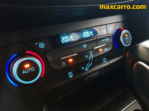 Ford Focus TITA/TITA Plus 2.0  Flex 5p Aut.