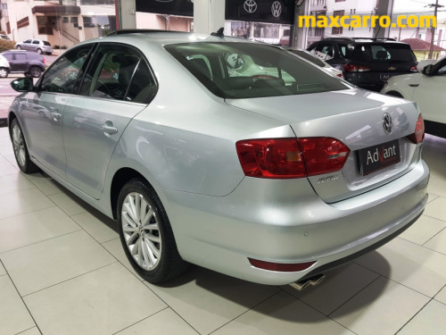 VW - VolksWagen JETTA Highline 2.0 TSI 16V 4p Tiptronic