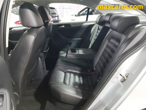 Foto do veículo VW - VolksWagen JETTA Highline 2.0 TSI 16V 4p Tiptronic 2013/2012 ID: 89625