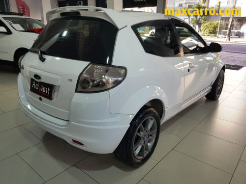 Ford Ka Sport 1.6 8V Flex 3p