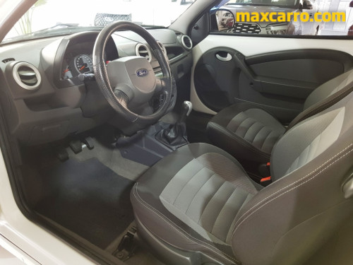 Ford Ka Sport 1.6 8V Flex 3p