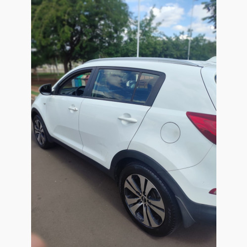 Foto do veículo KIA MOTORS Sportage LX 2.0 16V/ 2.0 16V Flex  Aut. 2013/2012 ID: 89718
