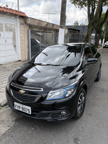 Foto do veículo GM - CHEVROLET ONIX HATCH LTZ 1.4 8V FlexPower 5p Aut. 2015/2014 ID: 89773
