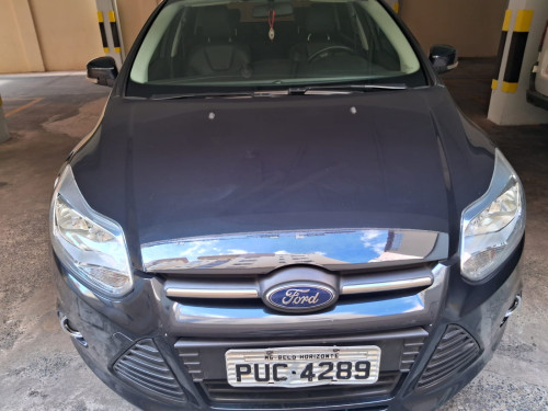 Foto do veículo FORD Focus Ghia Sed. 2.0 16V/ 2.0 16V Flex 4p 2014/2014 ID: 89776