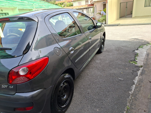 Foto do veículo PEUGEOT 207 XR 1.4 Flex 8V 5p 2009/2009 ID: 89778