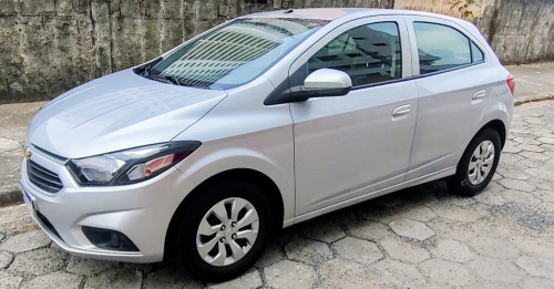 Foto do veículo GM - CHEVROLET ONIX HATCH LT 1.0 8V FlexPower 5p Mec. 2017/2017 ID: 89781