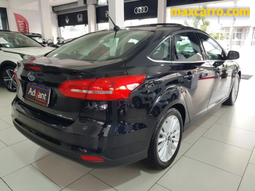 Foto do veículo Ford Focus Fastback TIT./T.PLUS 2.0 Flex Aut. 2018/2017 ID: 89796