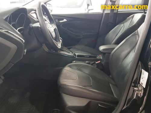 Foto do veículo Ford Focus Fastback TIT./T.PLUS 2.0 Flex Aut. 2018/2017 ID: 89796