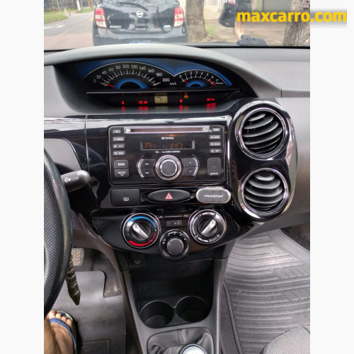 Foto do veículo Toyota ETIOS XLS Sedan 1.5 Flex 16V 4p Mec. 2014/2013 ID: 89846