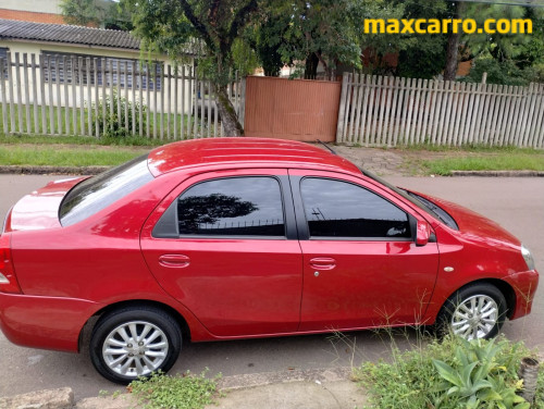 Foto do veículo Toyota ETIOS XLS Sedan 1.5 Flex 16V 4p Mec. 2014/2013 ID: 89846