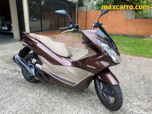 Foto do veículo HONDA PCX 150/DLX 2017/2017 ID: 89893