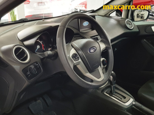 Foto do veículo Ford Fiesta SEL 1.6 16V Flex  Aut. 5p 2018/2018 ID: 89924