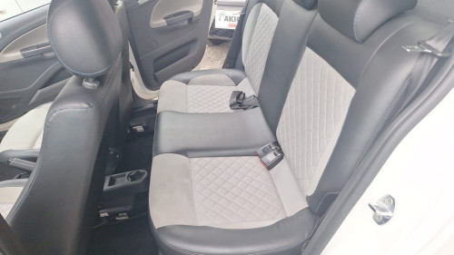 Foto do veículo VW - VolksWagen VOYAGE I MOTION Evidence 1.6 T.Flex 8V 2015/2015 ID: 89942