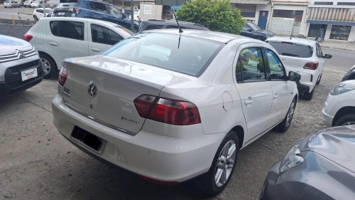 Foto do veículo VW - VolksWagen VOYAGE I MOTION Evidence 1.6 T.Flex 8V 2015/2015 ID: 89942
