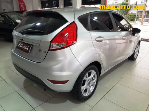 Foto do veículo Ford Fiesta 1.6 16V Flex Aut. 5p 2014/2013 ID: 89943