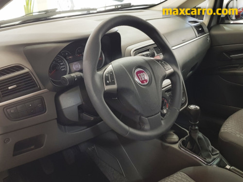 Foto do veículo Fiat Punto ESSENCE 1.6 Flex 16V 5p 2011/2010 ID: 89950