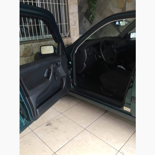 Foto do veículo VW - VolksWagen Golf GL 1.8/ 2.0i 4p 1995/1995 ID: 89956