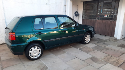 Foto do veículo VW - VolksWagen Golf GL 1.8/ 2.0i 4p 1995/1995 ID: 89957