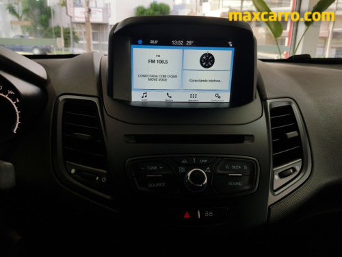 Foto do veículo Ford Fiesta SEL 1.6 16V Flex  Aut. 5p 2018/2018 ID: 89967