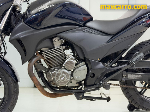Foto do veículo HONDA CB 300R/ 300R FLEX 2012/2012 ID: 89978