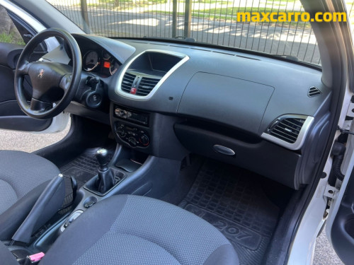 Foto do veículo Peugeot 207 XR 1.4 Flex 8V 3p 2013/2013 ID: 89981