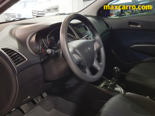Foto do veículo Hyundai HB20S C.Plus/C.Style1.0 Flex 12V Mec. 4P 2014/2013 ID: 89982