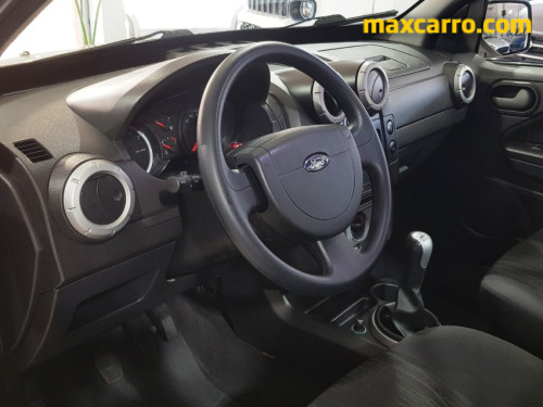 Foto do veículo Ford EcoSport FREESTYLE 1.6 16V Flex 5p 2008/2008 ID: 89984