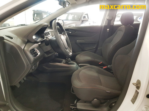 Foto do veículo GM - Chevrolet ONIX HATCH LTZ 1.4 8V FlexPower 5p Mec. 2015/2014 ID: 89990