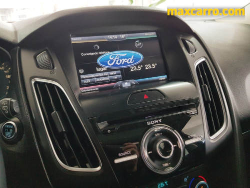 Foto do veículo Ford Focus TITA/TITA Plus 2.0  Flex 5p Aut. 2016/2016 ID: 90018