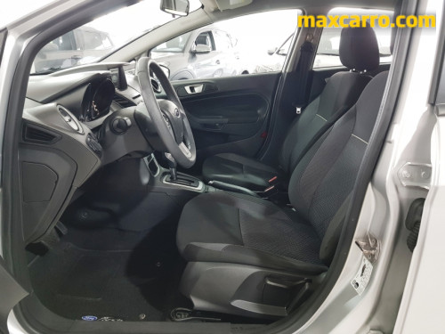 Foto do veículo Ford Fiesta SEL 1.6 16V Flex  Aut. 5p 2018/2017 ID: 90044