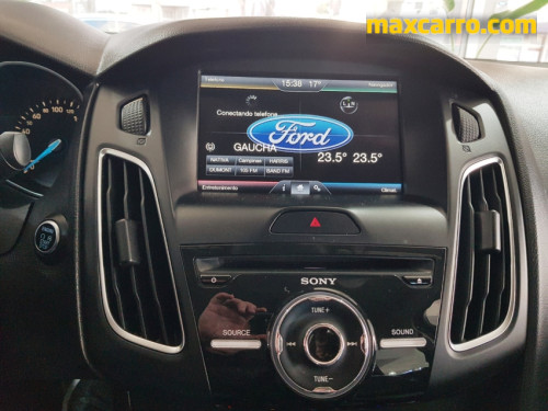 Foto do veículo Ford Focus Fastback TIT./T.PLUS 2.0 Flex Aut. 2016/2015 ID: 90045