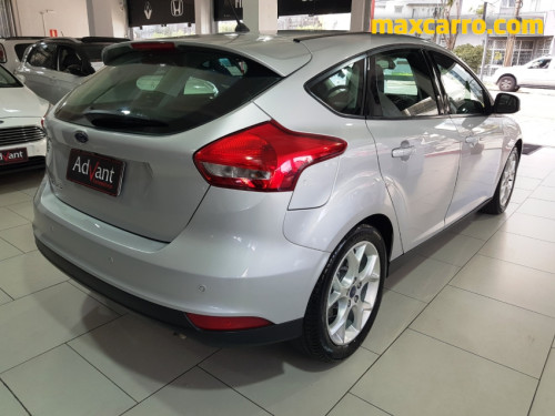 Foto do veículo Ford Focus 2.0 16V/SE/SE Plus Flex 5p Aut. 2018/2017 ID: 90046