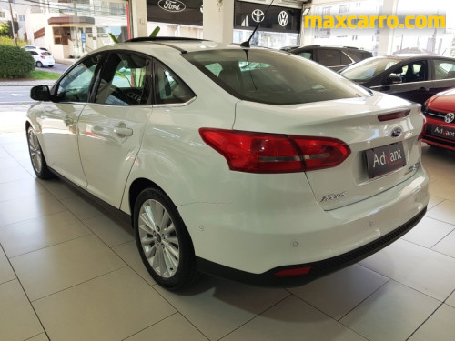Foto do veículo Ford Focus Fastback TIT./T.PLUS 2.0 Flex Aut. 2019/2018 ID: 90102