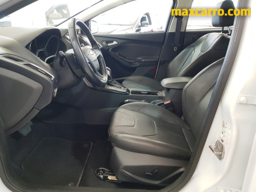 Foto do veículo Ford Focus Fastback TIT./T.PLUS 2.0 Flex Aut. 2019/2018 ID: 90102