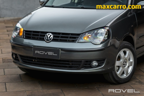 Foto do veículo VW - VolksWagen Polo Sedan 1.6 Mi Total Flex 8V 4p 2014/2014 ID: 90124