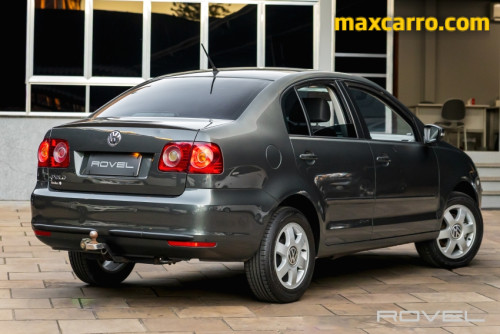 Foto do veículo VW - VolksWagen Polo Sedan 1.6 Mi Total Flex 8V 4p 2014/2014 ID: 90124