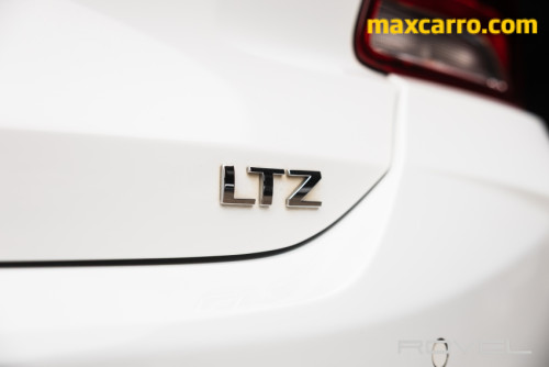 Foto do veículo GM - Chevrolet ONIX HATCH LTZ 1.0 12V TB Flex 5p Aut. 2025/2024 ID: 90125